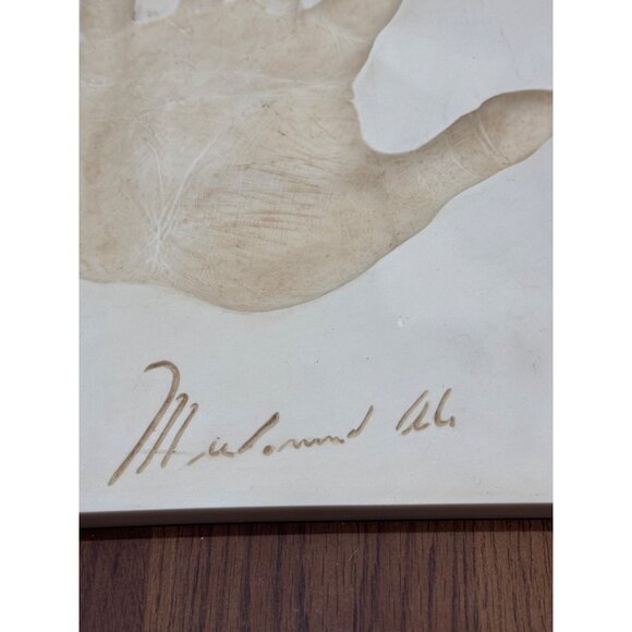 Muhammad Ali Hand Cast Plaque With Signature & Gold Boxing Gloves 10x15" READ - Picture 6 of 11